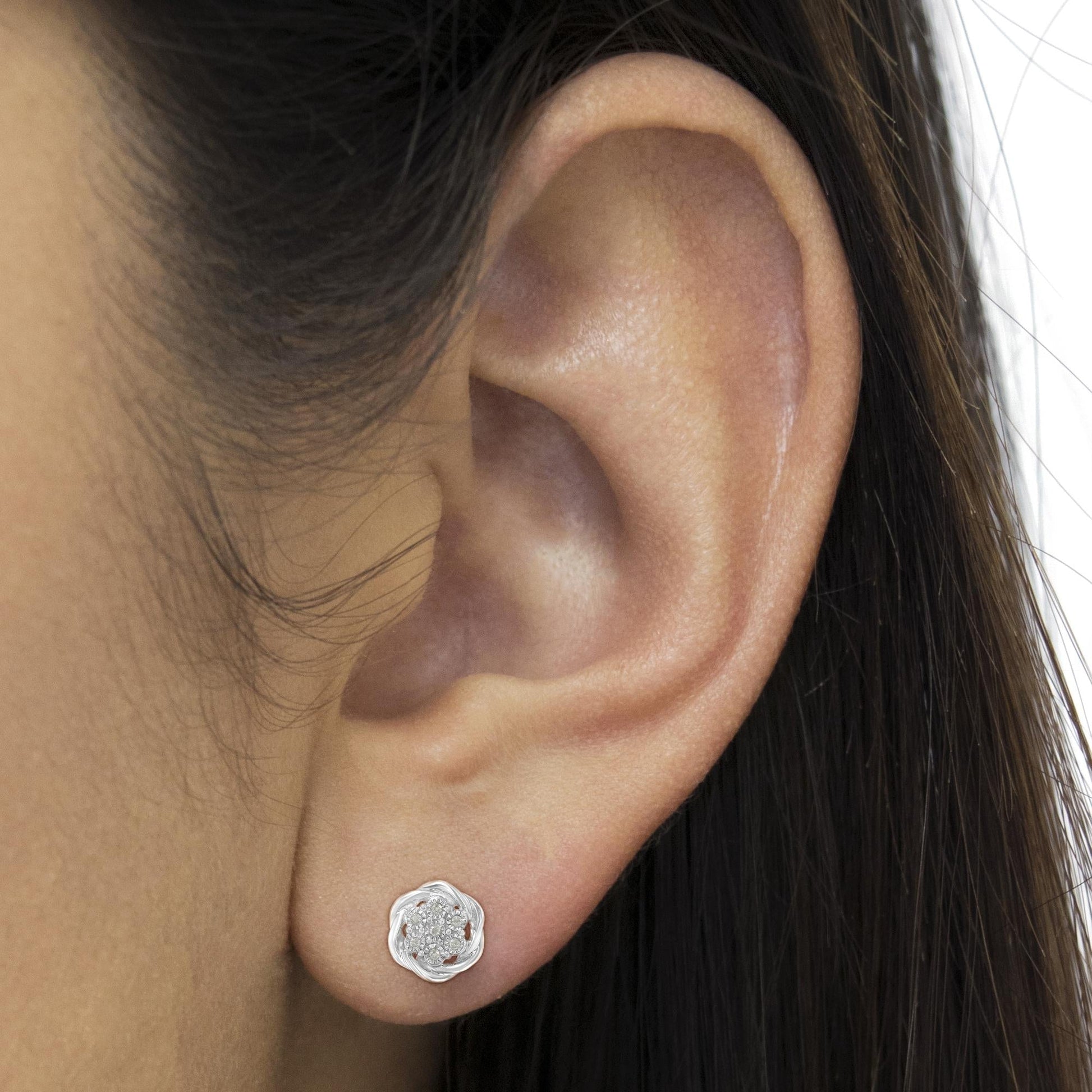 Sterling Silver Diamond Swirl Cluster Stud Earrings (1/6 cttw, I-J Color, I2-I3 Clarity)-4