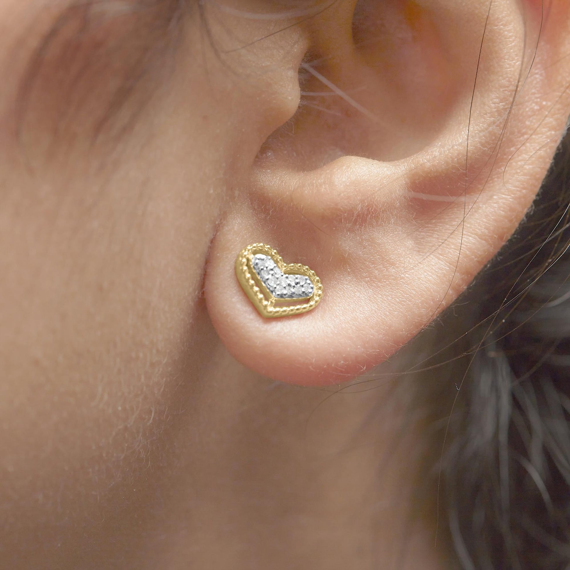 10K Yellow Gold 1/10 Cttw Diamond Heart and Beaded Halo Stud Earrings (I-J Color, I1-I2 Clarity)-3